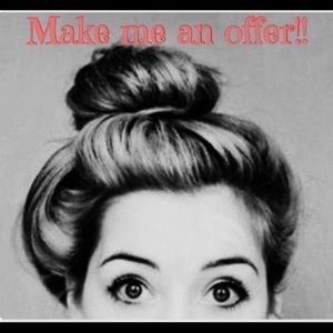 A closet fulla sunshine 🌞🌞🌞